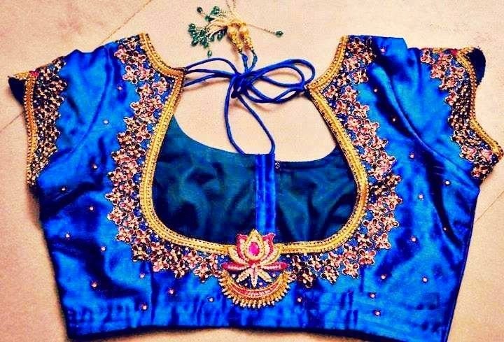 Expert Tailors for Women Blouses in Tirunelveli | Thalir Fashion Designer